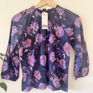 🌸 Tea Collection Smocked Floral Top – Size 8 (NWT) 🌸
